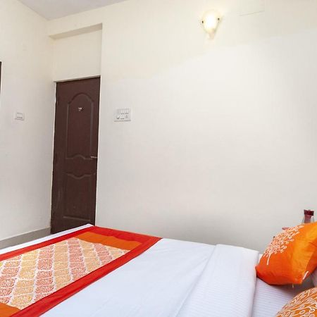 Oyo 22019 Skye Service Apartments Ченнаи Экстерьер фото