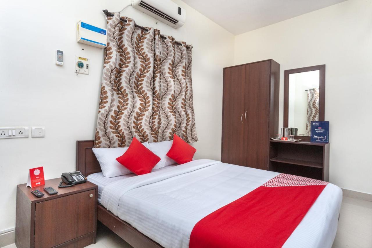 Oyo 22019 Skye Service Apartments Ченнаи Экстерьер фото
