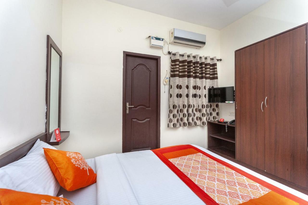 Oyo 22019 Skye Service Apartments Ченнаи Экстерьер фото